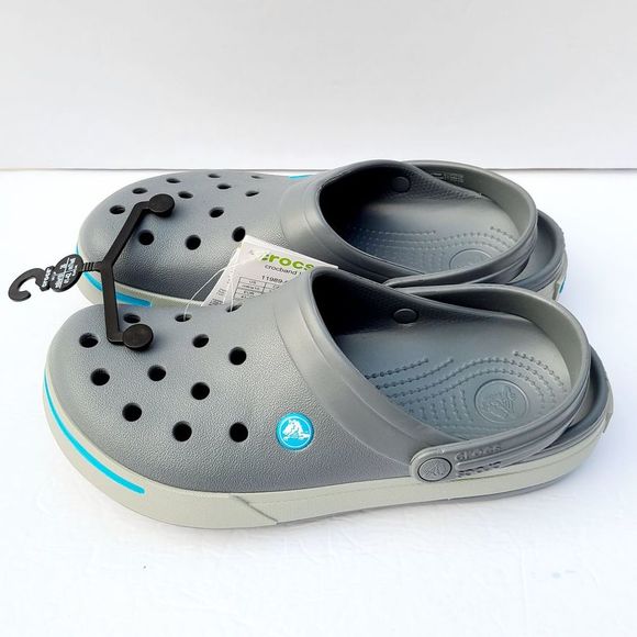 crocs m8